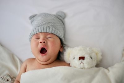 7 quick ways to comfort a crying baby